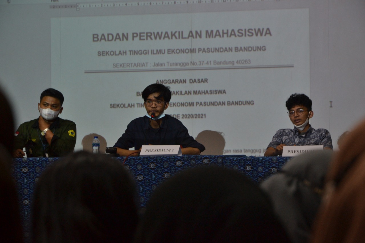 LDKM: Latihan Dasar Kepemimpinan Mahasiswa Tahun 2022 “Membentuk Jiwa ...